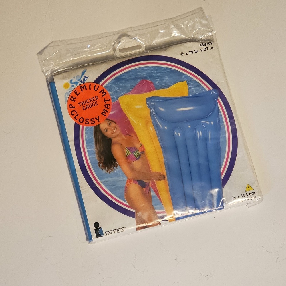 New Vintage 1997 Intex The Wet Set Glossy‎ Mat 72x27 Blue Dead Stock Water Play